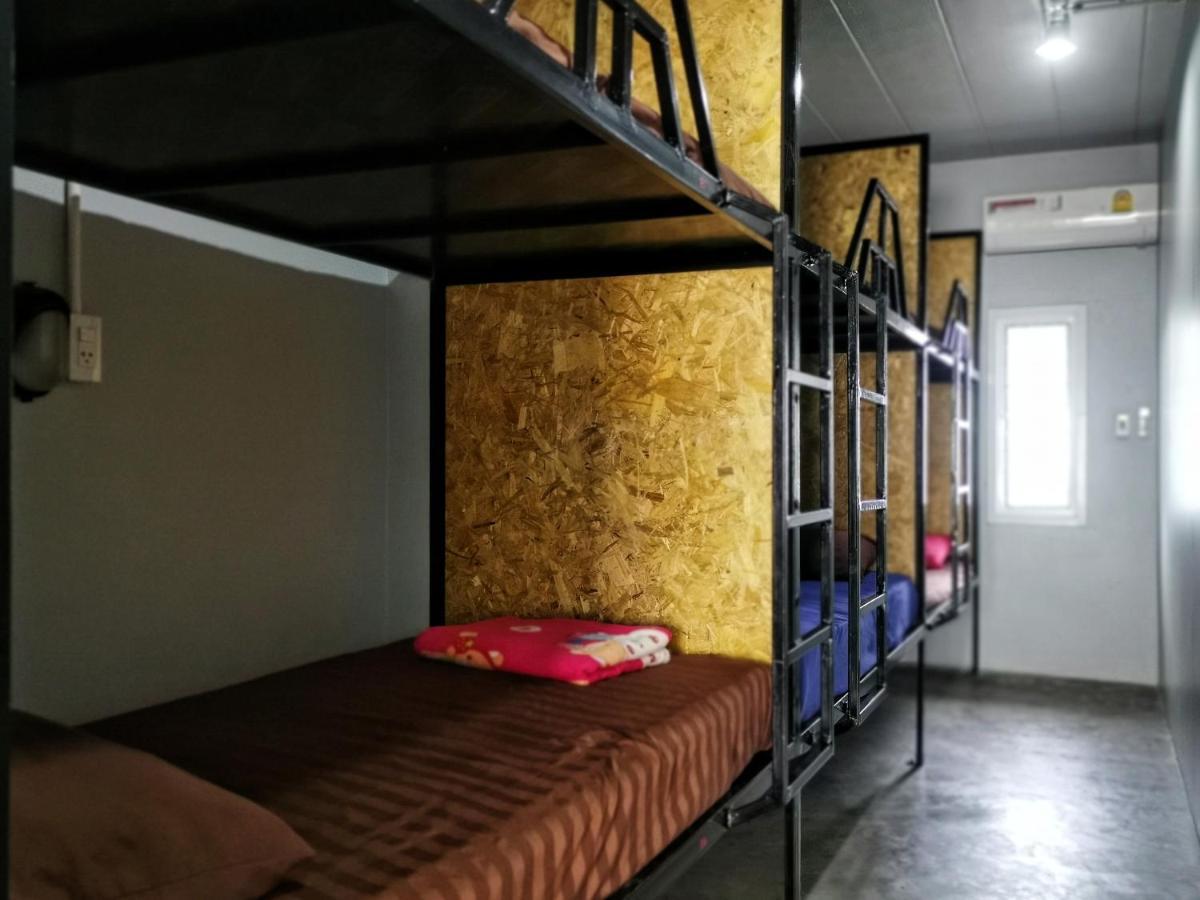 Asleep Hostel Kanchanaburi Zewnętrze zdjęcie